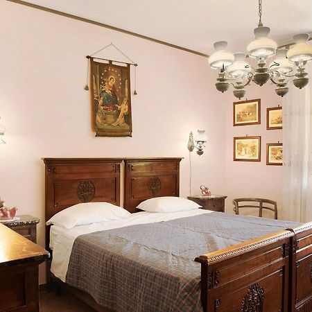 Appartamento Iris Cisterna d'Asti Exterior photo