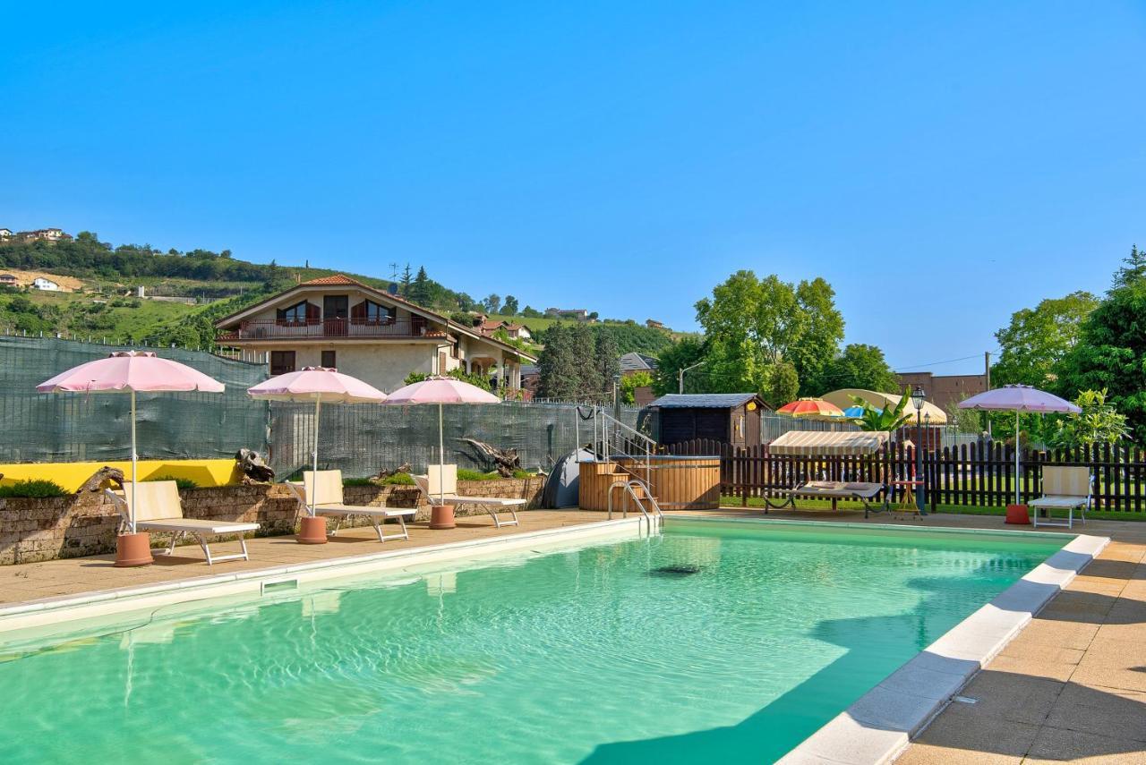 Appartamento Iris Cisterna d'Asti Exterior photo